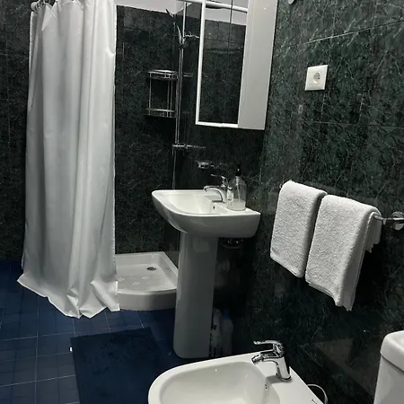 公寓 Flat In - Modern & Cozy