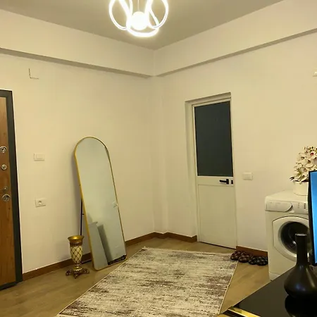 Apartamento Flat In - Modern & Cozy Tirana