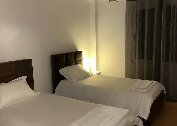 Apartment Flat In - Modern & Cozy Tirana